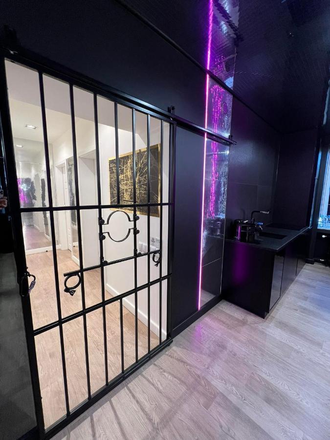 Bdsm Apartament Czestochowa Luxxx - Adults Only - Tylko Dla Doroslych מראה חיצוני תמונה