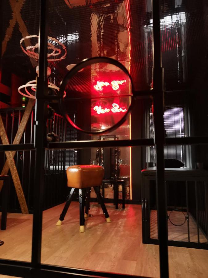 Bdsm Apartament Czestochowa Luxxx - Adults Only - Tylko Dla Doroslych מראה חיצוני תמונה